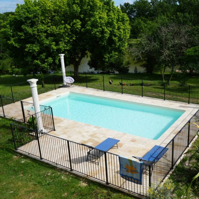 Piscine le Grand Castillon